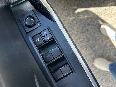 Certified 2025 Toyota RAV4 LE AWD/4WD image 32