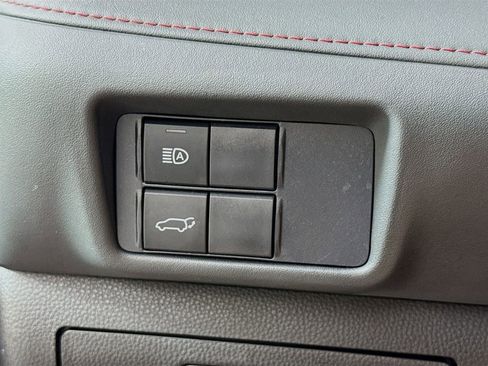 Used 2021 Toyota Highlander XSE image 14