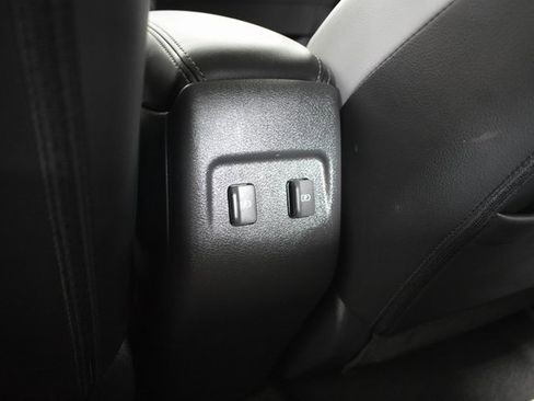 Certified 2021 Nissan Kicks SR w/ SR Premium Package image 28