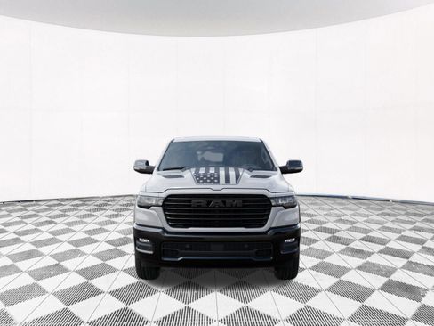 New 2026 RAM 1500 Laramie AWD/4WD image 9