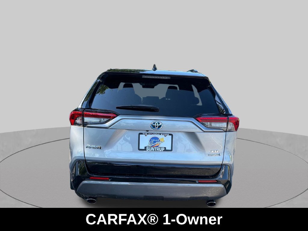 Used 2021 Toyota RAV4 XSE w/ XSE Grade Weather Package AWD/4WD image 4