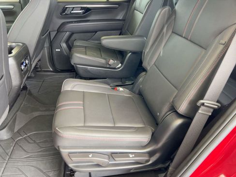 Used 2025 Chevrolet Tahoe RST w/ Comfort Package image 15