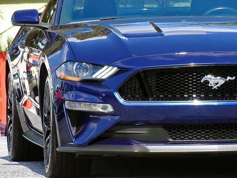 Used 2020 Ford Mustang GT Premium w/ GT Performance Package RWD image 5