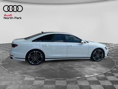 Used 2025 Audi A8 L 3.0T AWD/4WD image 6