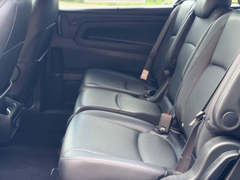 Used 2023 Honda Odyssey Sport image 15