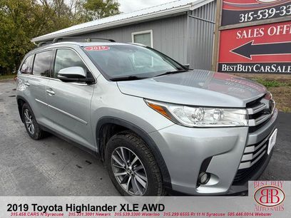 Used 2019 Toyota Highlander XLE