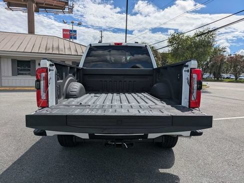 Used 2025 Ford F350 Platinum AWD/4WD image 14