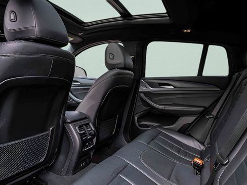 Used 2023 BMW X4 xDrive30i w/ M Sport Package image 23