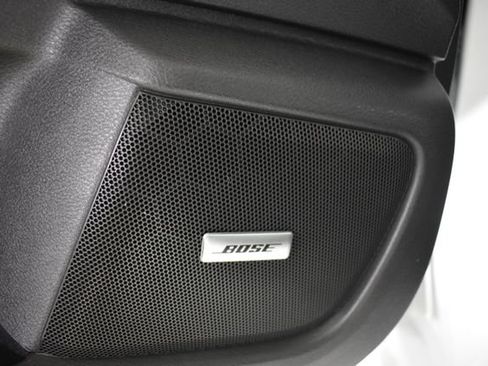 Used 2025 Nissan Sentra SR w/ SR Premium Package FWD image 9