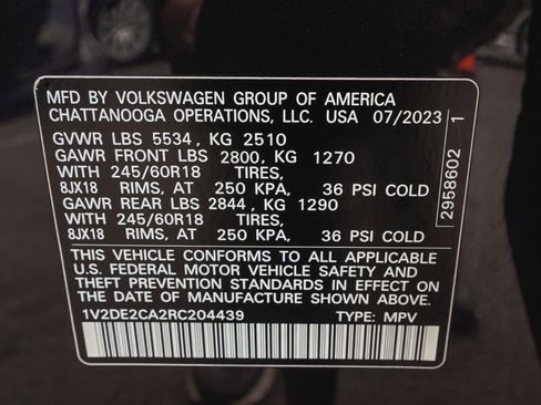 Used 2024 Volkswagen Atlas Cross Sport SE FWD image 15