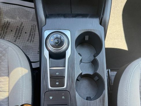 Used 2022 Ford Escape SE FWD image 22