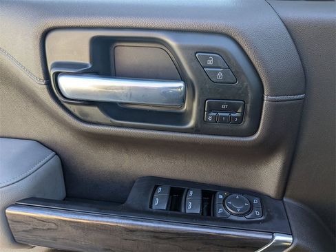 Certified 2021 Chevrolet Silverado 1500 LTZ w/ LTZ Premium Package image 10