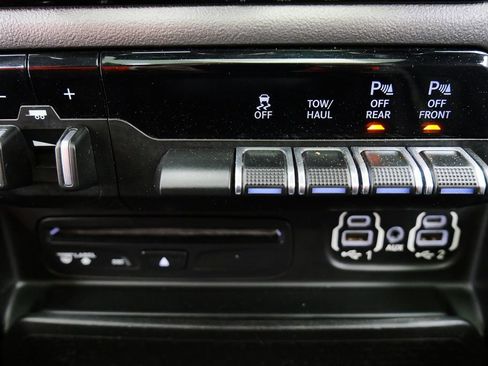 Used 2019 RAM 1500 Rebel w/ Rebel Level 2 Equipment Group AWD/4WD image 30