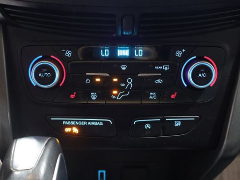 Used 2018 Ford Escape SEL w/ Ford Safe & Smart Package AWD/4WD image 30