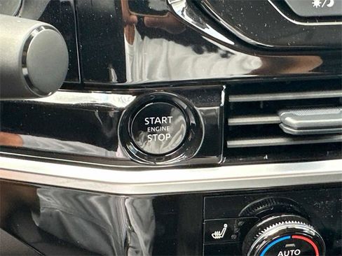 New 2025 Nissan Pathfinder SV w/ Cargo Package image 16