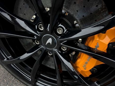 Used 2025 McLaren Artura Spider image 50