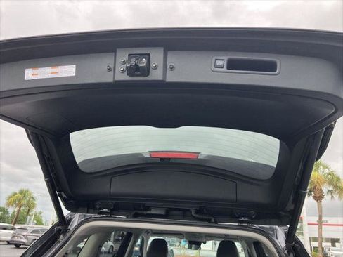 Certified 2020 Toyota Highlander LE FWD image 25
