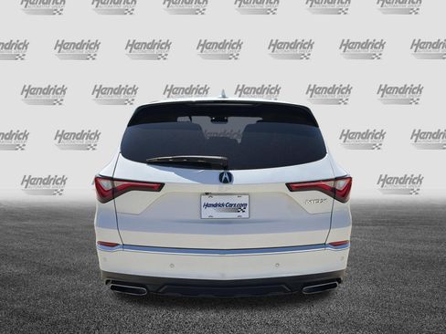 Certified 2023 Acura MDX FWD w/ Technology Package image 9