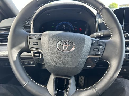 Certified 2025 Toyota Camry SE w/ Convenience Package AWD/4WD image 22