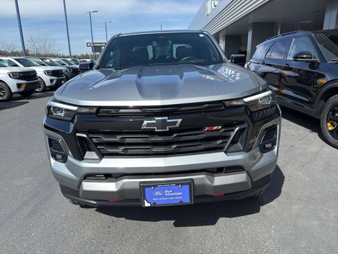 Used 2023 Chevrolet Colorado Z71 w/ Z71 Convenience Package 2 image 2