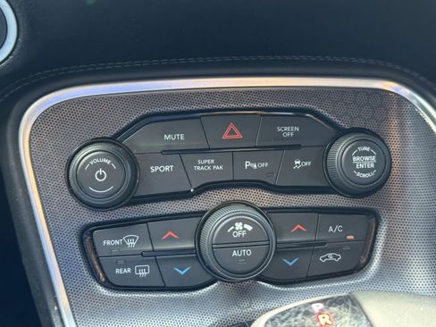 Used 2018 Dodge Challenger R/T Scat Pack image 16