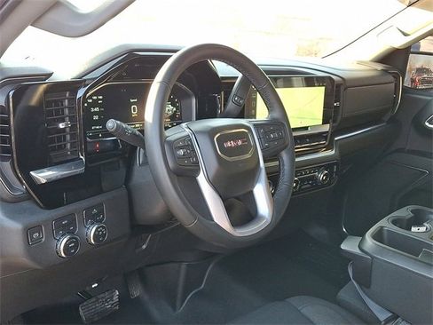 Certified 2023 GMC Sierra 1500 Elevation image 2