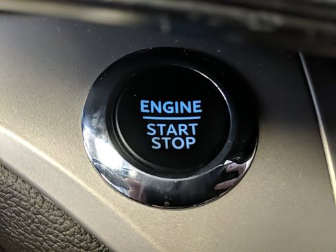 Used 2023 Ford Explorer XLT w/ Equipment Group 202A image 22