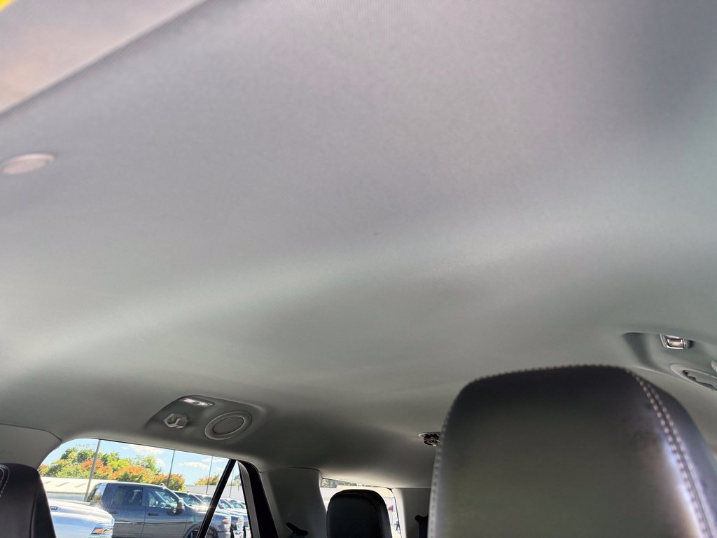 Used 2021 Ford Explorer XLT w/ Equipment Group 202A AWD/4WD image 12