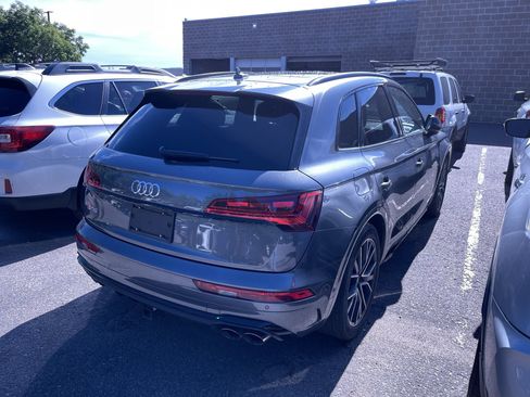 Used 2023 Audi SQ5 Prestige AWD/4WD image 2