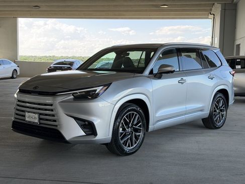 Certified 2026 Lexus TX 350 FWD image 3