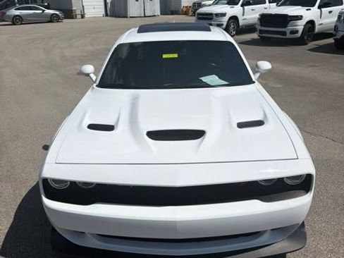 Used 2020 Dodge Challenger R/T Scat Pack RWD image 10