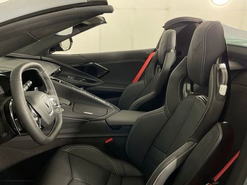 Used 2024 Chevrolet Corvette Stingray Preferred Conv w/ Z51 Performance Package image 35