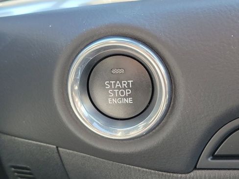 Certified 2025 MAZDA CX-5 Signature image 30