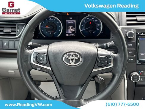 Used 2016 Toyota Camry XLE image 14