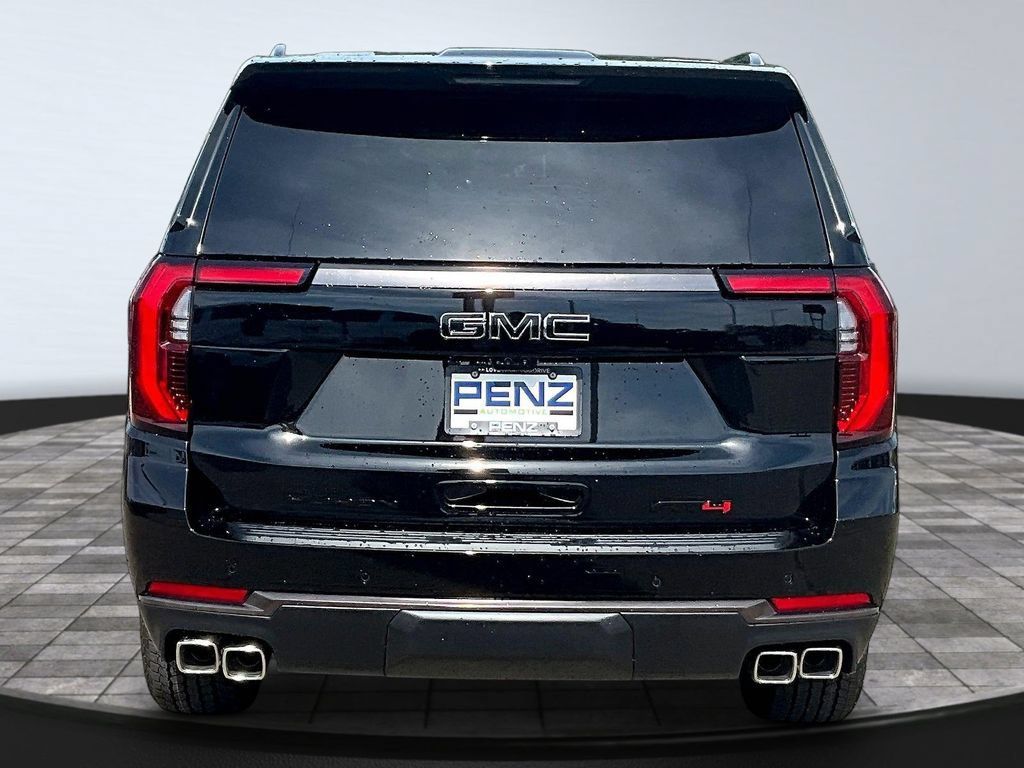 New 2026 GMC Yukon XL AT4 Ultimate w/ LPO, Illumination Package AWD/4WD image 4