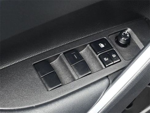 Certified 2024 Toyota Corolla Cross LE image 13