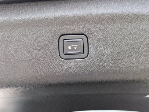 Used 2018 Buick Enclave Avenir w/ Avenir Technology Package image 7