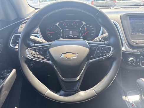 Used 2024 Chevrolet Equinox LT FWD image 16