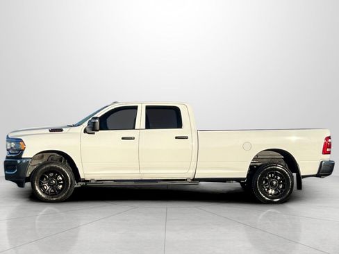 Used 2024 RAM 2500 Tradesman w/ Chrome Appearance Group image 8