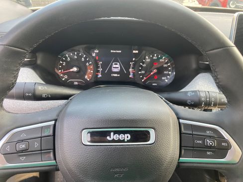 Used 2023 Jeep Compass Latitude w/ Convenience Group AWD/4WD image 12
