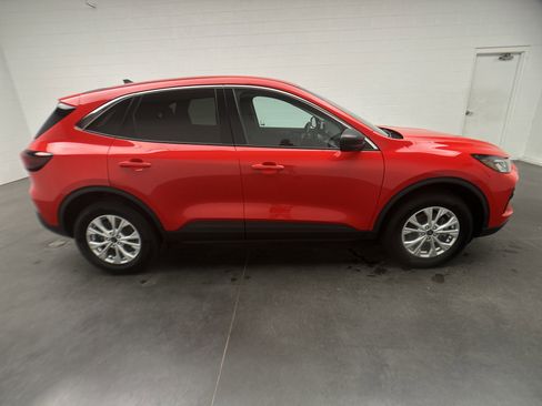 Used 2024 Ford Escape Active image 10