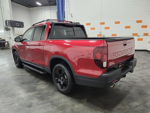 Used 2025 Honda Ridgeline Black Edition image 18