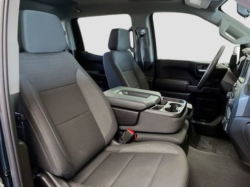 Used 2024 Chevrolet Silverado 1500 Custom Trail Boss w/ Turbomax Blackout Package AWD/4WD image 26