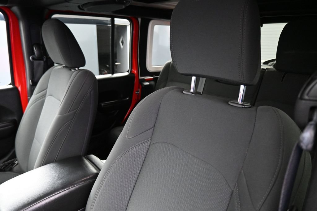 Used 2018 Jeep Wrangler Unlimited Sport S AWD/4WD image 13