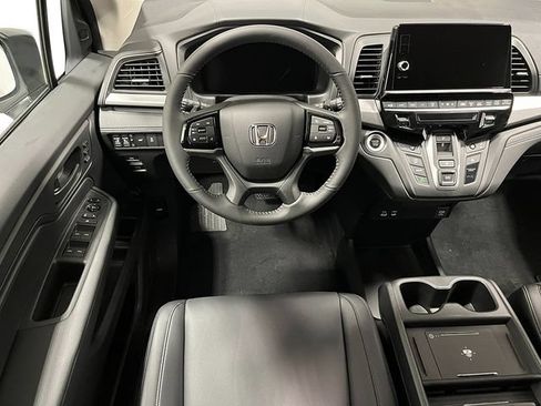 Used 2025 Honda Odyssey EX-L image 24