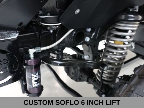 Used 2025 Jeep Wrangler Unlimited Sport AWD/4WD image 16