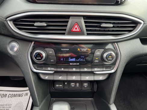 Used 2020 Hyundai Santa Fe Limited image 26