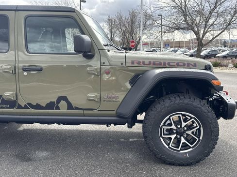 New 2025 Jeep Wrangler Unlimited Rubicon w/ Steel Bumper Group image 15