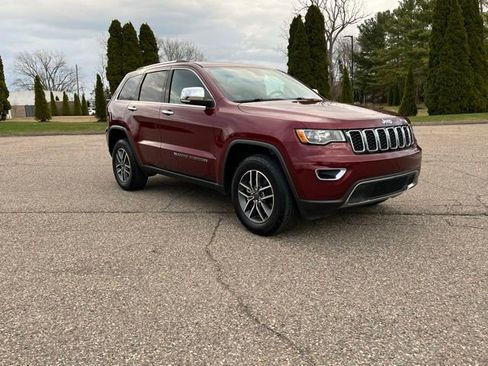 Used 2022 Jeep Grand Cherokee Limited image 7