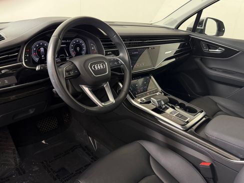 Used 2023 Audi Q7 3.0T Premium Plus w/ Premium Plus Package AWD/4WD image 4